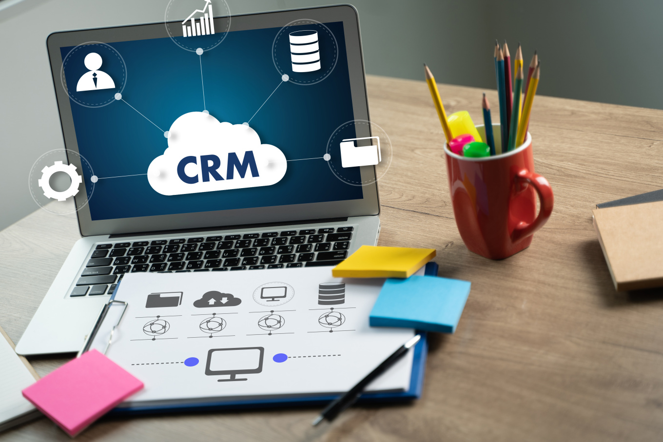 Como utilizar o CRM para acelerar o crescimento das minhas vendas e marketing?